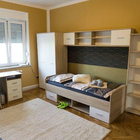 Trendy Apartmant In City 马里博尔 外观 照片